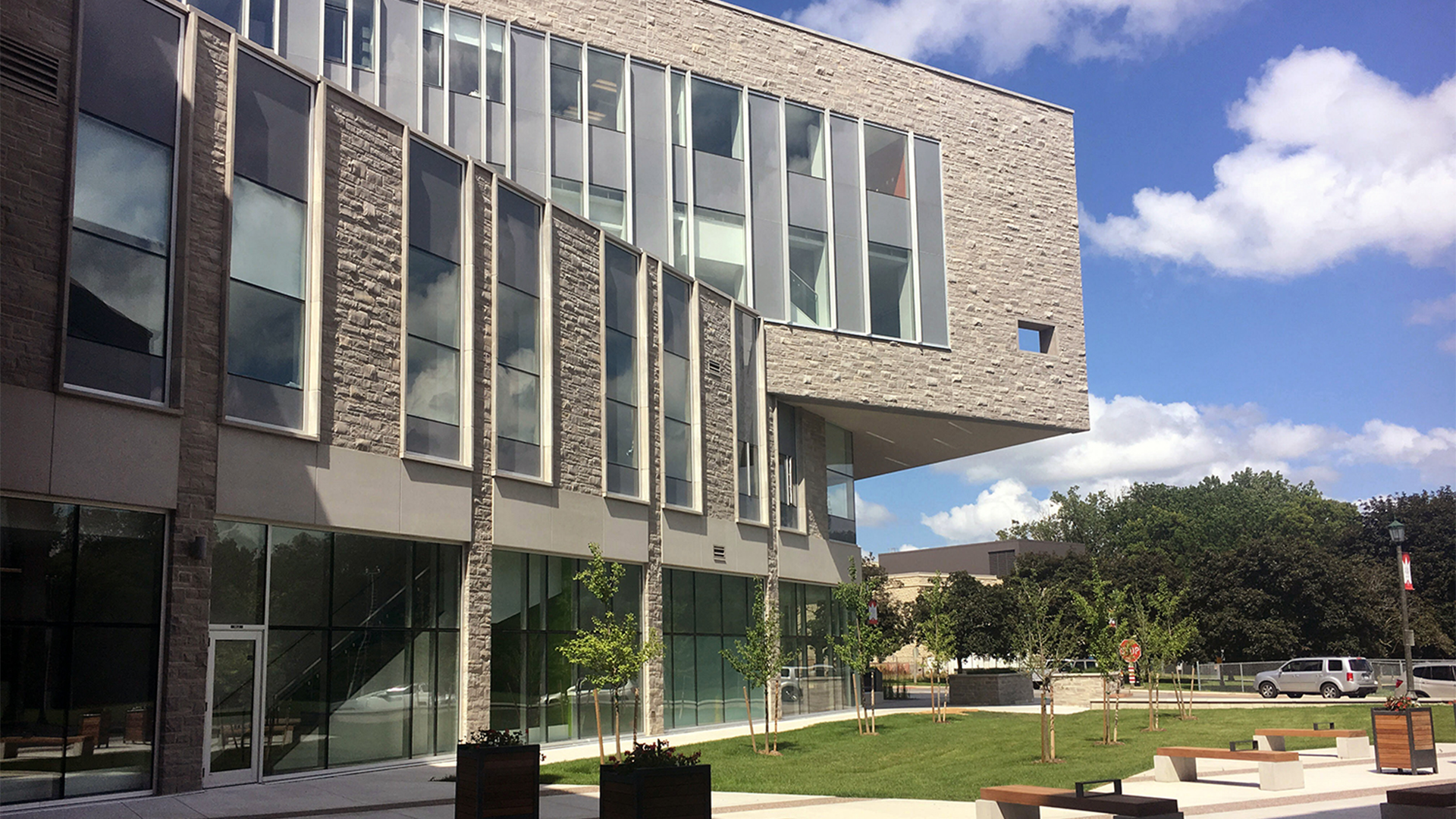 FIMS & Nursing Building