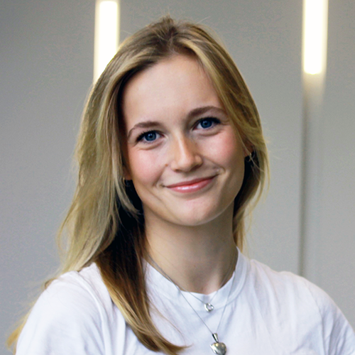 Caroline Jones